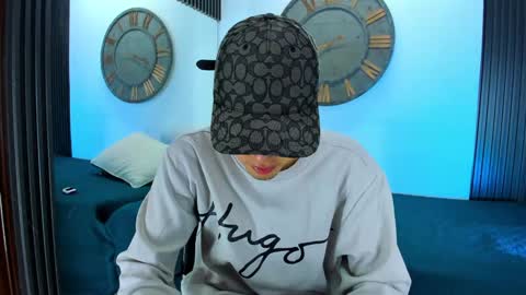 Mike 0233 online show from 02.08.25