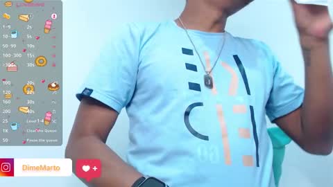 Snapshot of mike_black_22 chatting on 10.03.25 Mike online show from 10.03.25