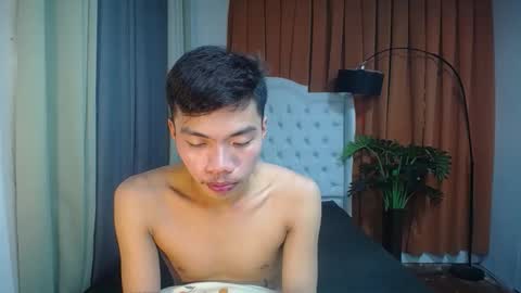 Snapshot of mike_cummer chatting on 01.19.26 Chan Chan online show from 01.19.26