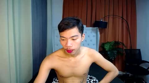 Snapshot of mike_cummer chatting on 02.05.26 Chan Chan online show from 02.05.26