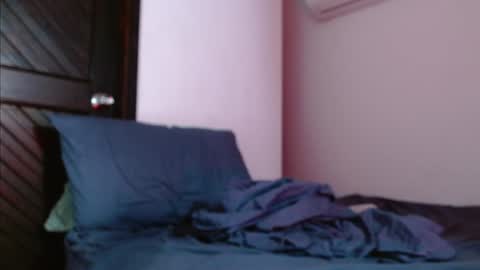 Snapshot of mike_d1030 chatting on 02.01.25 mike_d1030 online show from 02.01.25