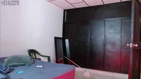 Snapshot of mike_d1030 chatting on 02.13.25 mike_d1030 online show from 02.13.25