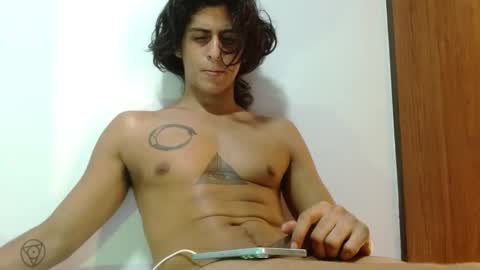 Snapshot of mike_d1030 chatting on 10.04.25 mike_d1030 online show from 10.04.25