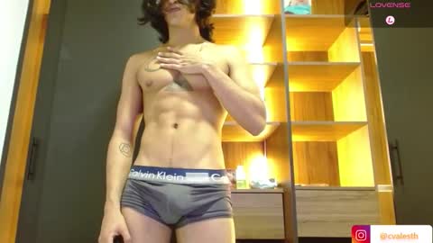 Snapshot of mike_d1030 chatting on 10.08.25 mike_d1030 online show from 10.08.25