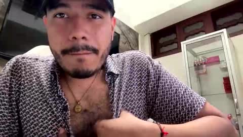 Snapshot of mike_flirt chatting on 01.03.25 mike online show from 01.03.25