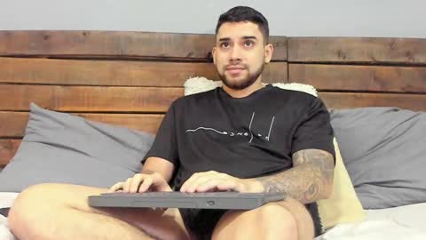 Snapshot of mike_montoya chatting on 02.06.26 Mike Montoya online show from 02.06.26