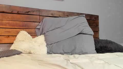 Snapshot of mike_montoya chatting on 02.14.26 Mike Montoya online show from 02.14.26