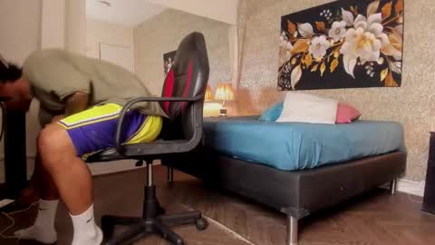 Mike online show from 10.12.25