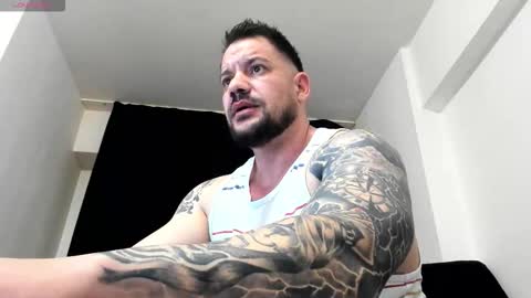 Snapshot of mikebigboy31 chatting on 03.04.26 Mike online show from 03.04.26