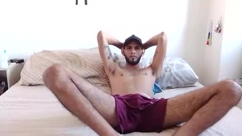 Snapshot of mikeking_leandroking chatting on 10.07.25 mikeking_leandroking online show from 10.07.25