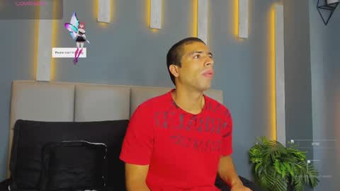 Snapshot of mikepark_ chatting on 09.29.25 MIKE PARK online show from 09.29.25