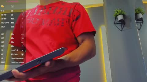 Snapshot of mikepark_ chatting on 10.01.25 MIKE PARK online show from 10.01.25