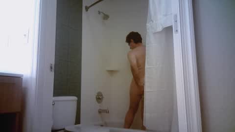 Snapshot of mikewulds chatting on 12.08.24 Mike online show from 12.08.24