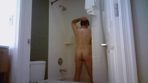 Snapshot of mikewulds chatting on 12.09.24 Mike online show from 12.09.24