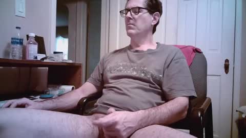 Snapshot of mikewulds chatting on 01.06.25 Mike online show from 01.06.25