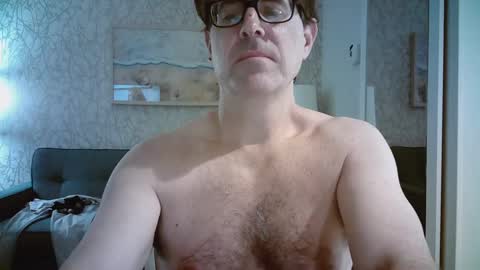 Snapshot of mikewulds chatting on 01.15.25 Mike online show from 01.15.25