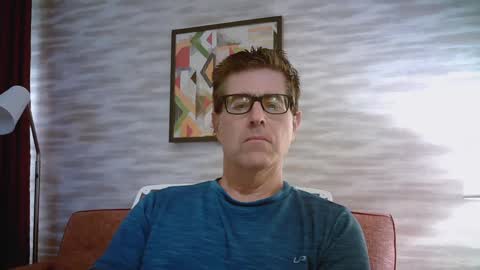 Snapshot of mikewulds chatting on 02.01.25 Mike online show from 02.01.25