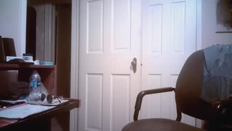 Snapshot of mikewulds chatting on 02.09.25 Mike online show from 02.09.25