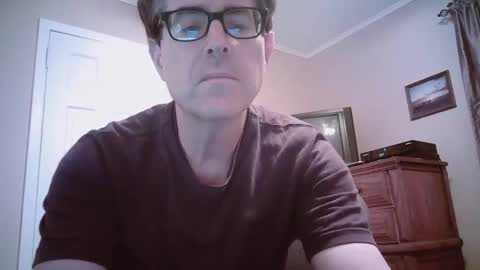 Snapshot of mikewulds chatting on 09.15.25 Mike online show from 09.15.25