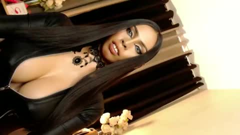Mistress MikeyAlawi online show from 02.28.25