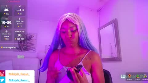 Mikeyla  online show from 01.02.25