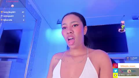 Snapshot of mikeyla_russo_ chatting on 11.07.25 Mikeyla online show from 11.07.25