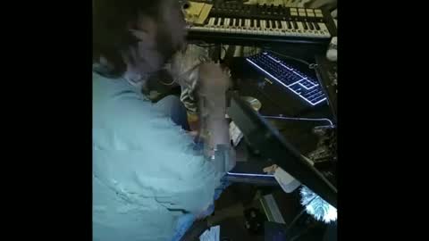 Snapshot of mikeylikesit38 chatting on 12.01.24 Mikey online show from 12.01.24