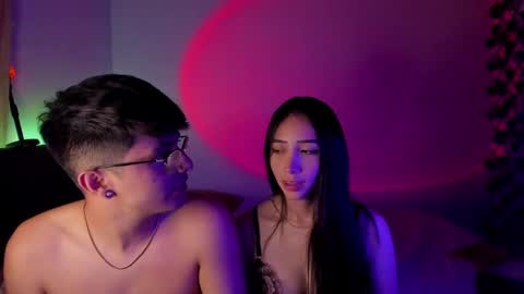 Snapshot of mikeyvioleta chatting on 02.20.25 VIOLETAMIKE online show from 02.20.25