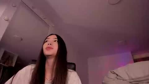 Snapshot of mikeyvioleta chatting on 10.17.25 VIOLETAMIKE online show from 10.17.25