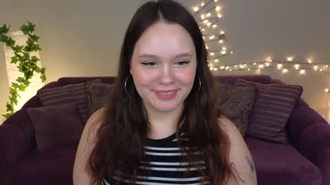 Mikki online show from 12.17.24