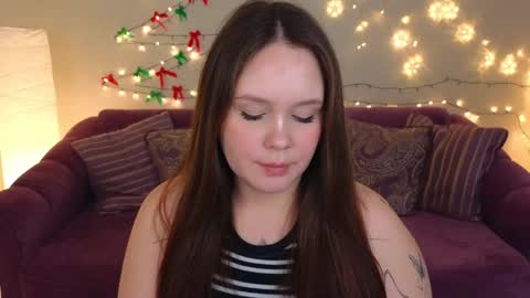Mikki online show from 12.27.24