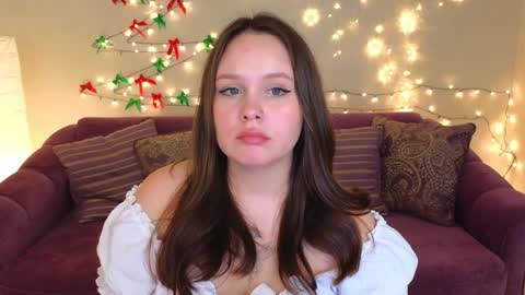 Mikki online show from 12.28.24