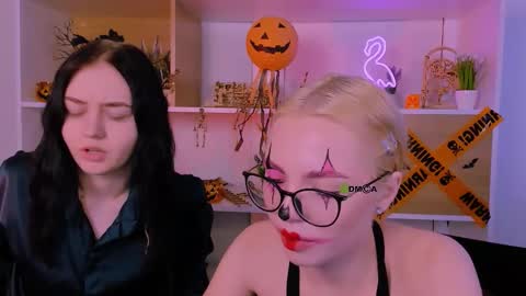 miki_ti online show from 10.31.25