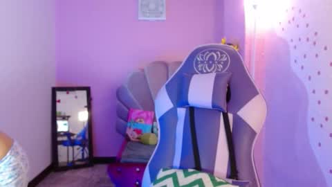 Mikka 3 online show from 10.09.25