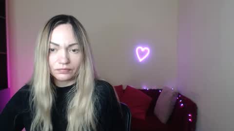 Snapshot of mikkey_mouse8 chatting on 01.31.26 Adalina online show from 01.31.26