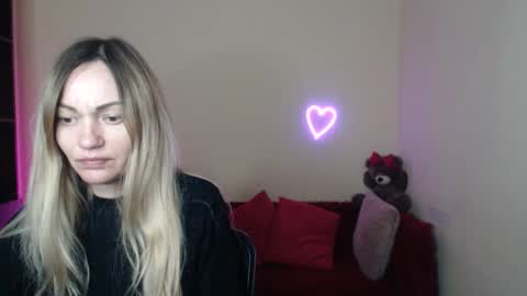 Snapshot of mikkey_mouse8 chatting on 02.08.26 Adalina online show from 02.08.26