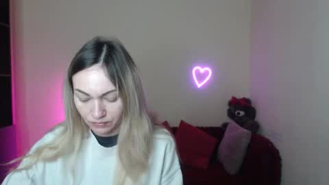 Snapshot of mikkey_mouse8 chatting on 02.18.26 Adalina online show from 02.18.26