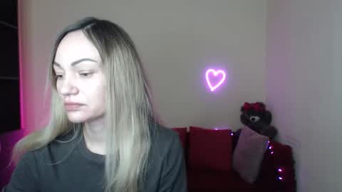 Snapshot of mikkey_mouse8 chatting on 02.24.26 Adalina online show from 02.24.26