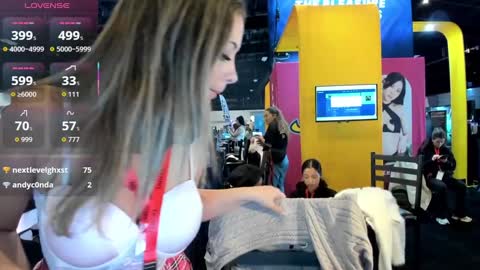 Mikaylah online show from 10.17.25