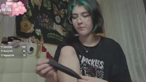 Miko online show from 10.16.25