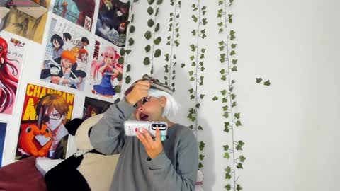   miku katsuragi  online show from 01.07.25