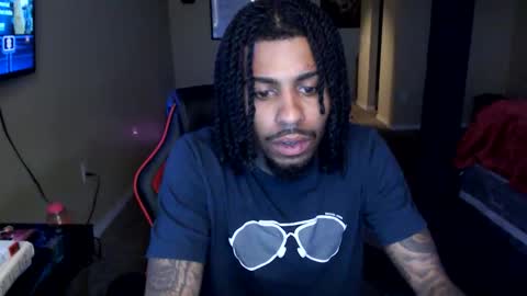 Snapshot of mikuladamaury chatting on 04.03.26 mikuladamaury online show from 04.03.26