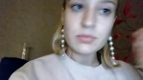 Snapshot of mila_420 chatting on 10.08.25 Mila 420 online show from 10.08.25