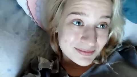 Snapshot of mila_420 chatting on 10.22.25 Mila 420 online show from 10.22.25