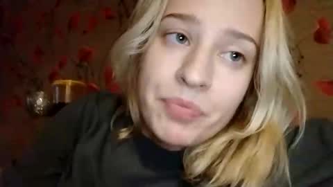 Snapshot of mila_420 chatting on 11.04.25 Mila 420 online show from 11.04.25