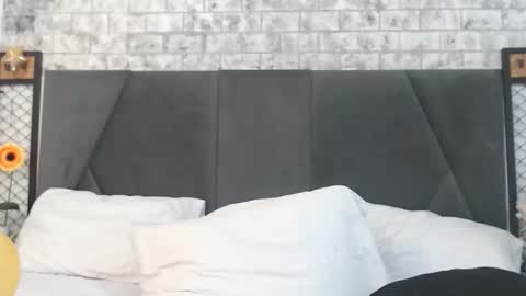 mila_adamss online show from 01.05.26