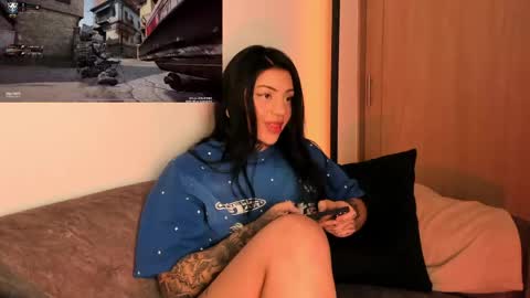 Snapshot of mila_monty__ chatting on 05.16.26 online show from 05.16.26