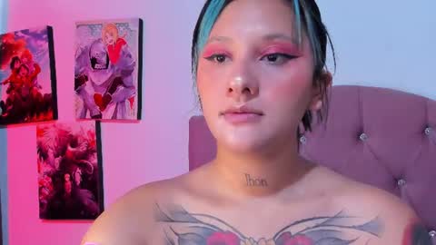 Snapshot of mila_nixon01 chatting on 07.04.26 MILA online show from 07.04.26