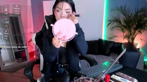 Snapshot of mila_shay chatting on 11.04.25 Mila online show from 11.04.25