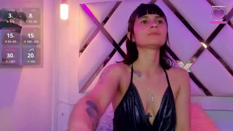 Snapshot of mila_star7 chatting on 10.08.25 Mila online show from 10.08.25